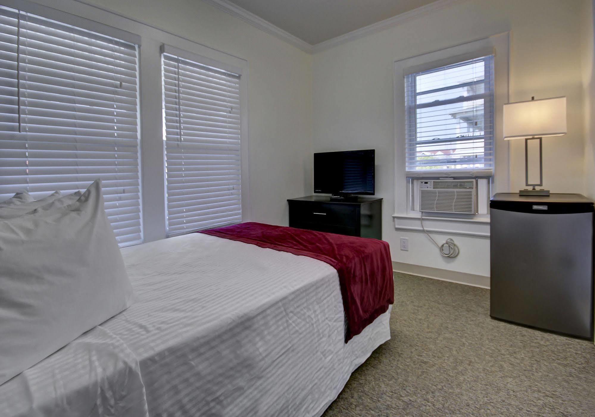 The Wellington Hotel & Suites Oceanblock Ocean City Extérieur photo