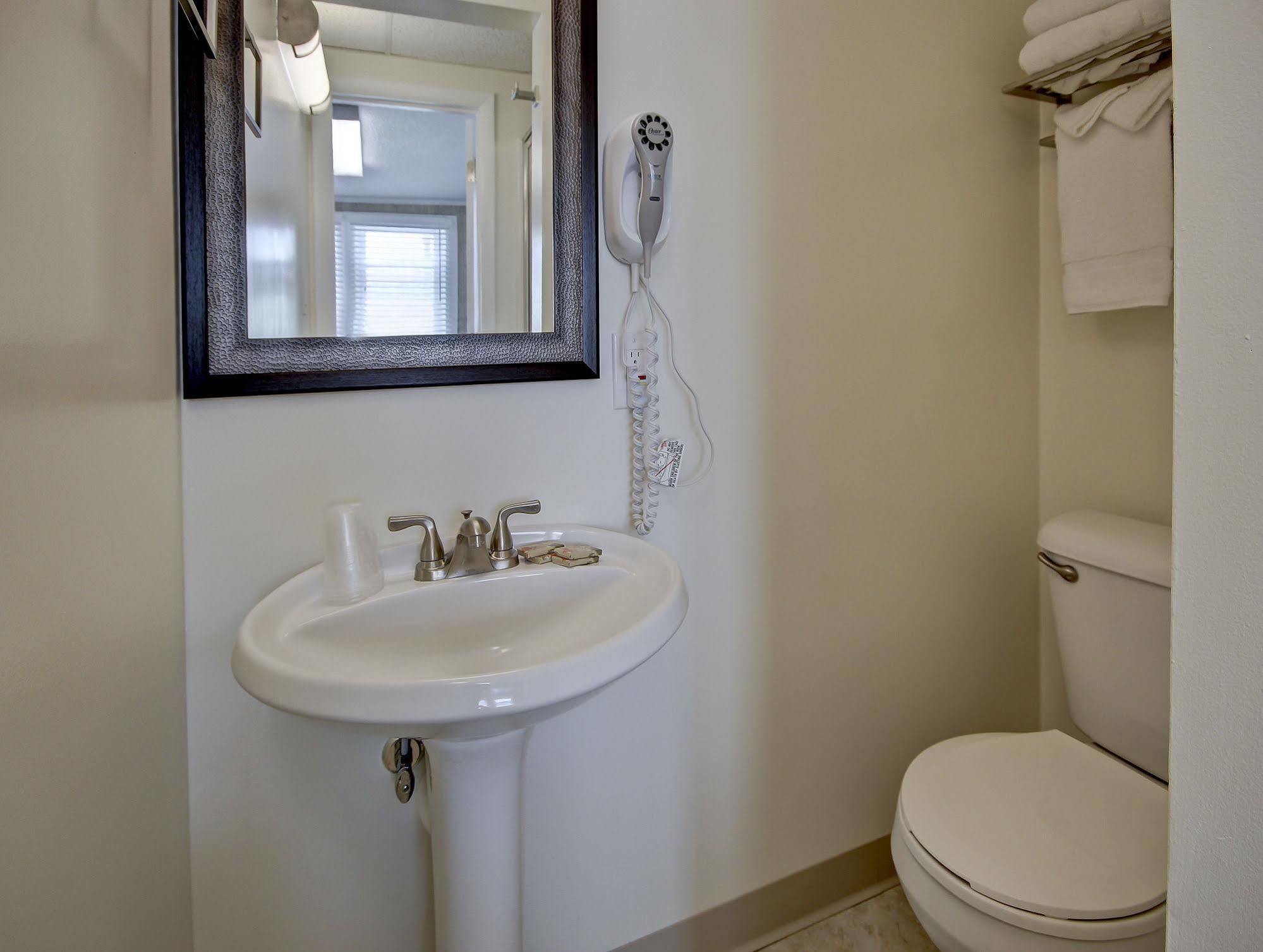 The Wellington Hotel & Suites Oceanblock Ocean City Extérieur photo