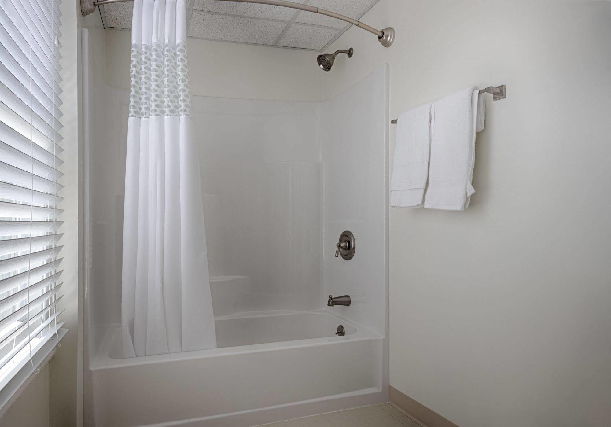 The Wellington Hotel & Suites Oceanblock Ocean City Extérieur photo